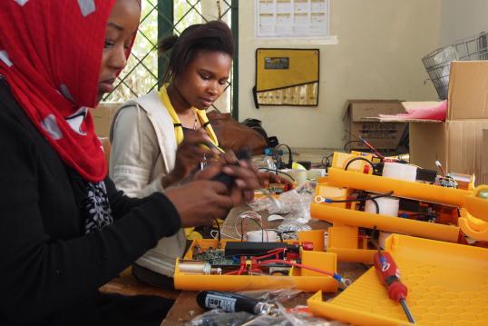 mobisol_workshop_in_arusha_tanzania.jpg mobisol_workshop_in_arusha_tanzania.jpg